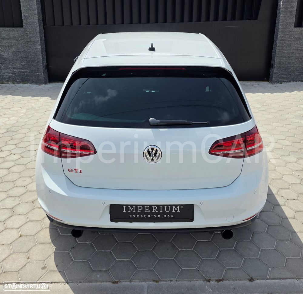 VW Golf GTI Performance BlueMotion DSG - 10