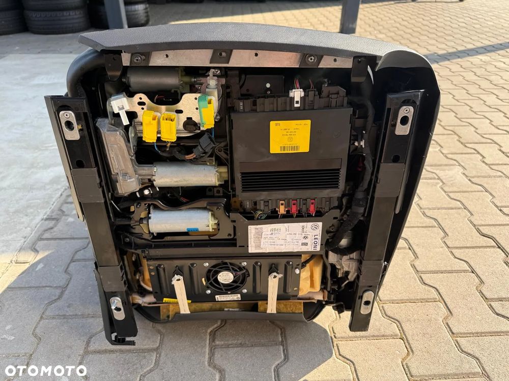 VW PHAETON FOTEL LEWY KIEROWCY SKÓRA MASAŻE WENTYLACJA PAMIEĆ - 8