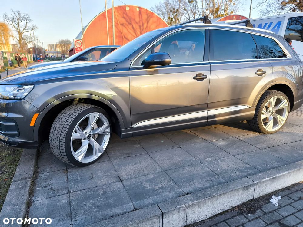 Audi Q7 - 8