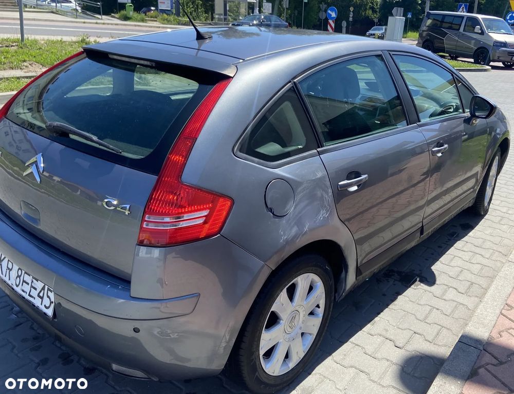 Citroën C4 1.6 HDi SX - 12