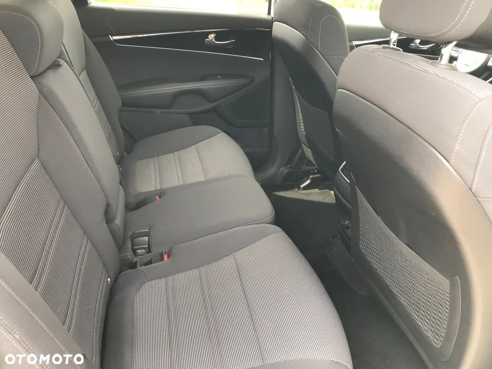 Kia Sorento 2.0 CRDI M - 15