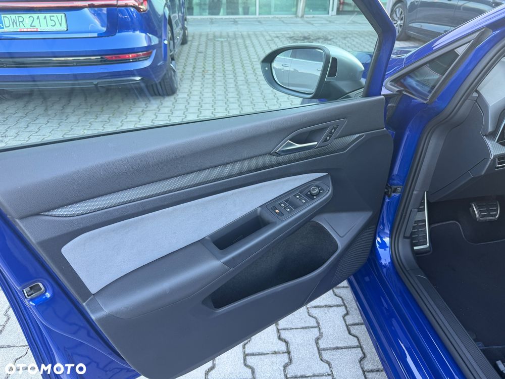 Volkswagen Golf - 15