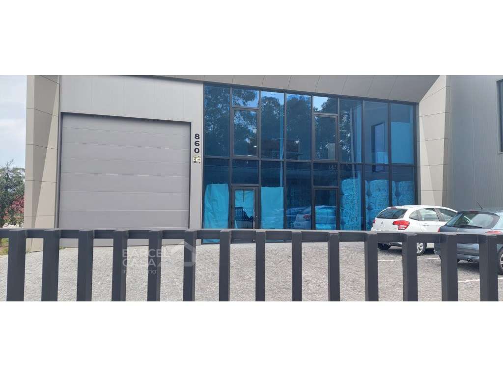 Armazém para arrendar em Carreira - Barcelos - Grande imagem: 4/5