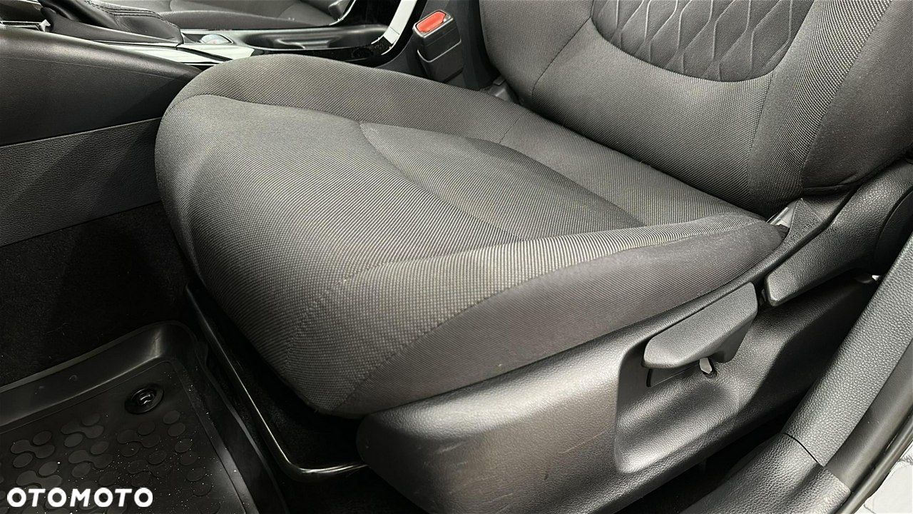 Toyota Corolla 1.8 Hybrid Active - 17