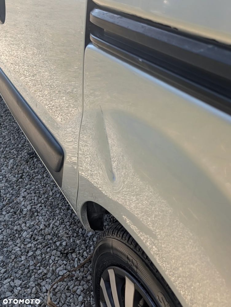 Renault Kangoo 1.2 16V Privilege - 15