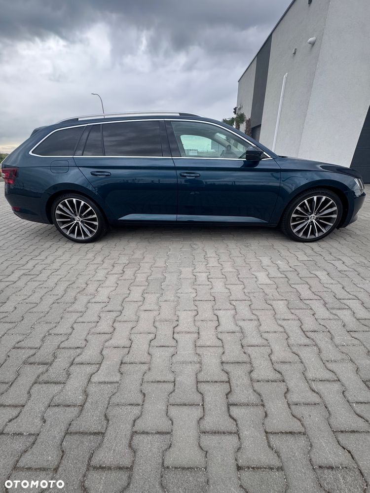 Skoda Superb 2.0 TDI DSG Style - 4