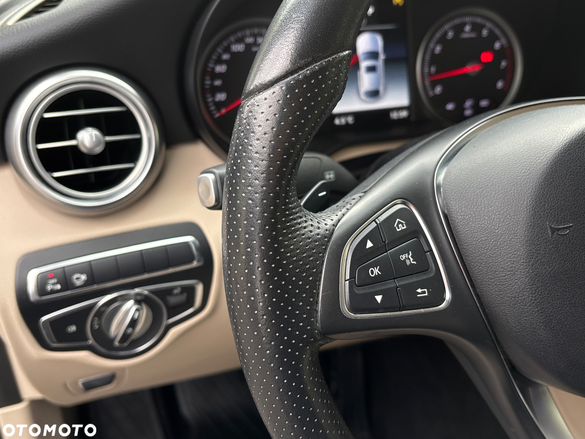 Mercedes-Benz GLC Coupe 250 4-Matic - 21