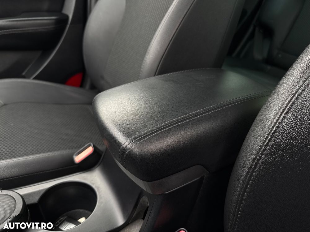 Hyundai ix35 1.7 CRDI 2WD blue Finale - 23