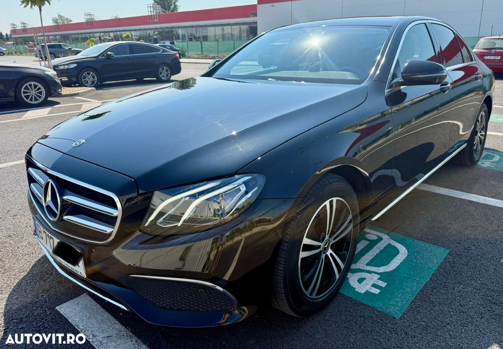 Mercedes-Benz E - 10