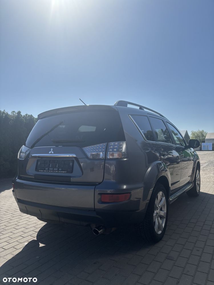 Mitsubishi Outlander 2.0 Intense 2WD - 4