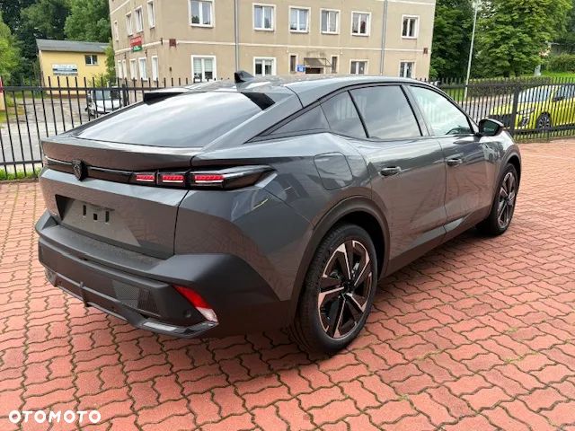 Peugeot 408 1.2 PureTech mHEV Allure S&S e-DSC6 - 9