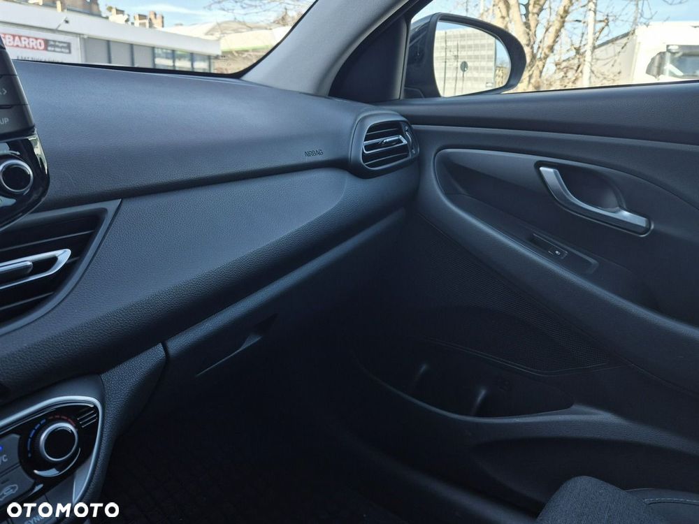 Hyundai i30 1.5 T-GDI 48V Smart DCT - 26