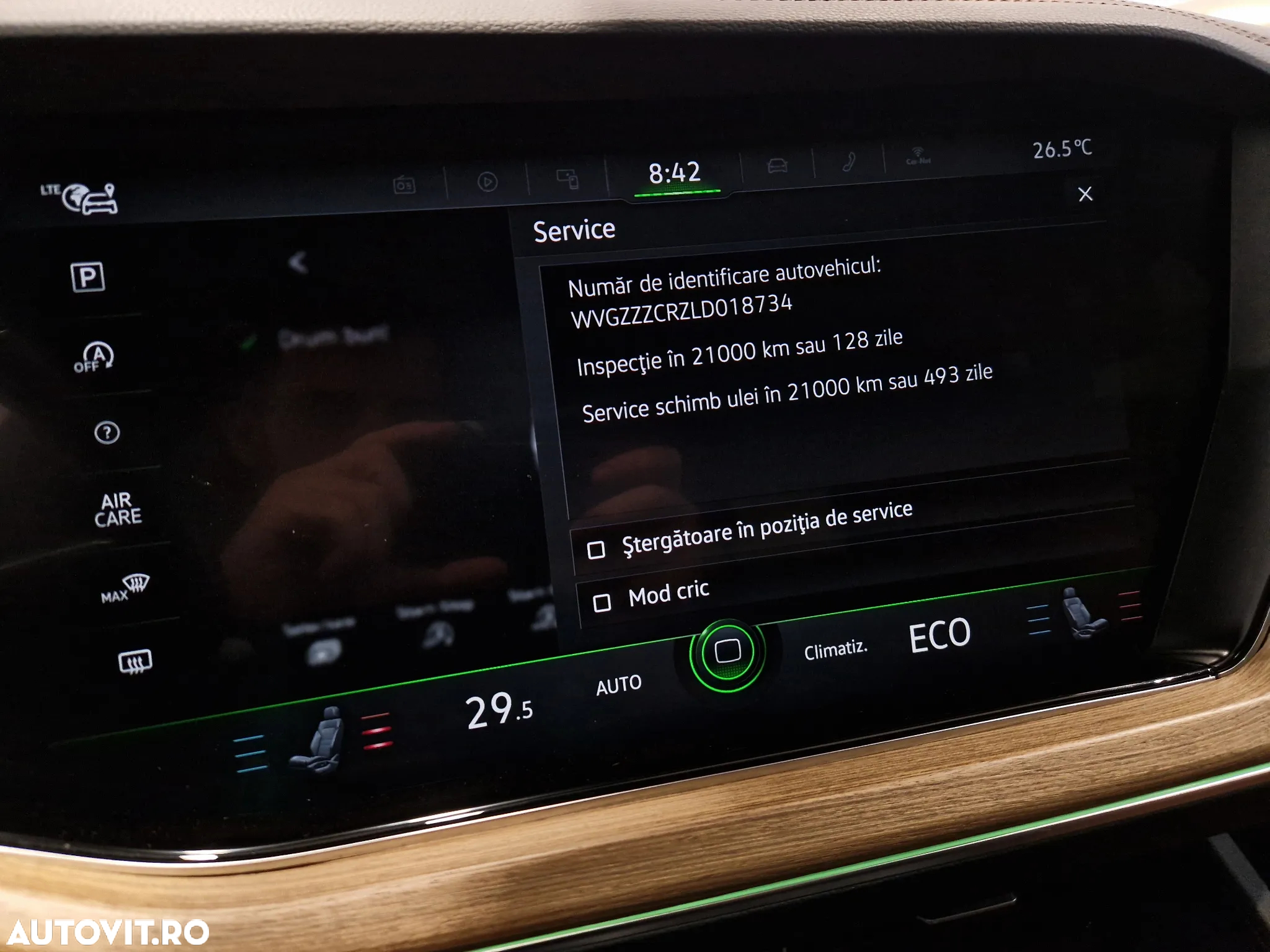 Volkswagen Touareg - 33