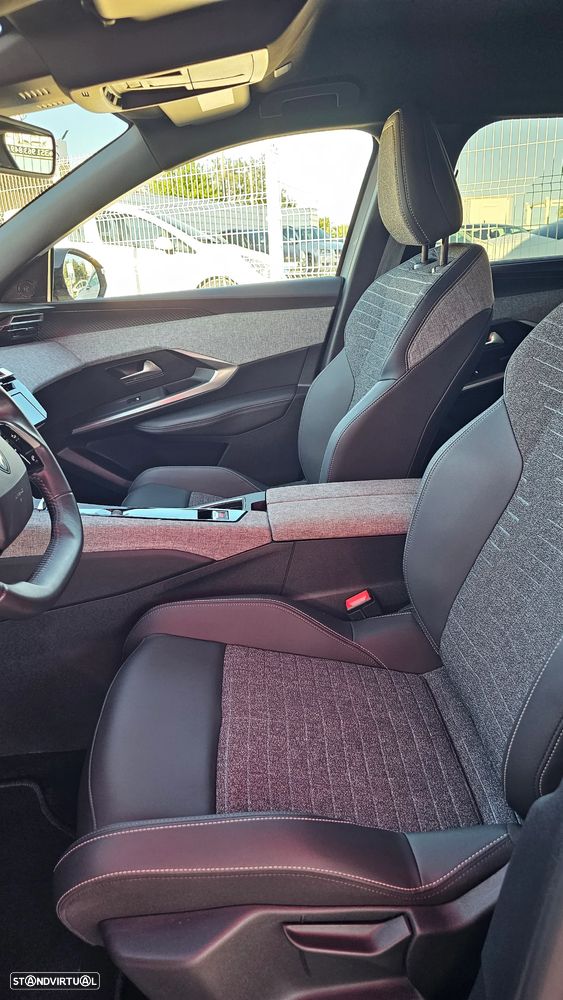 Peugeot 5008 Hybrid 145 e-DSC6 Allure - 14