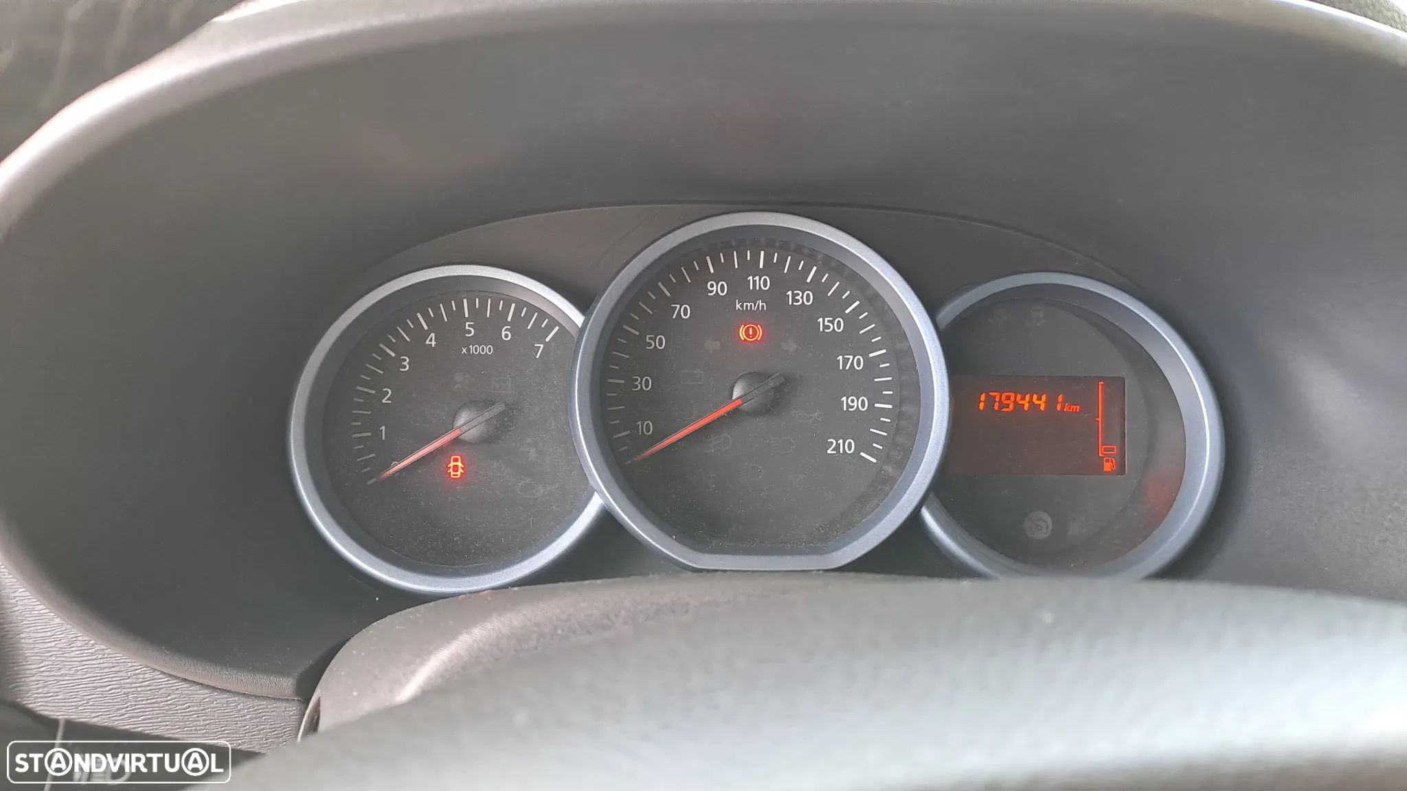 Dacia Lodgy 1.5 dCi Stepway 7L - 21