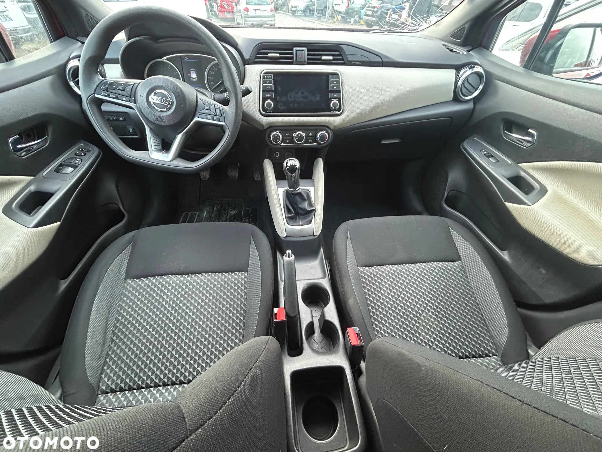 Nissan Micra - 40