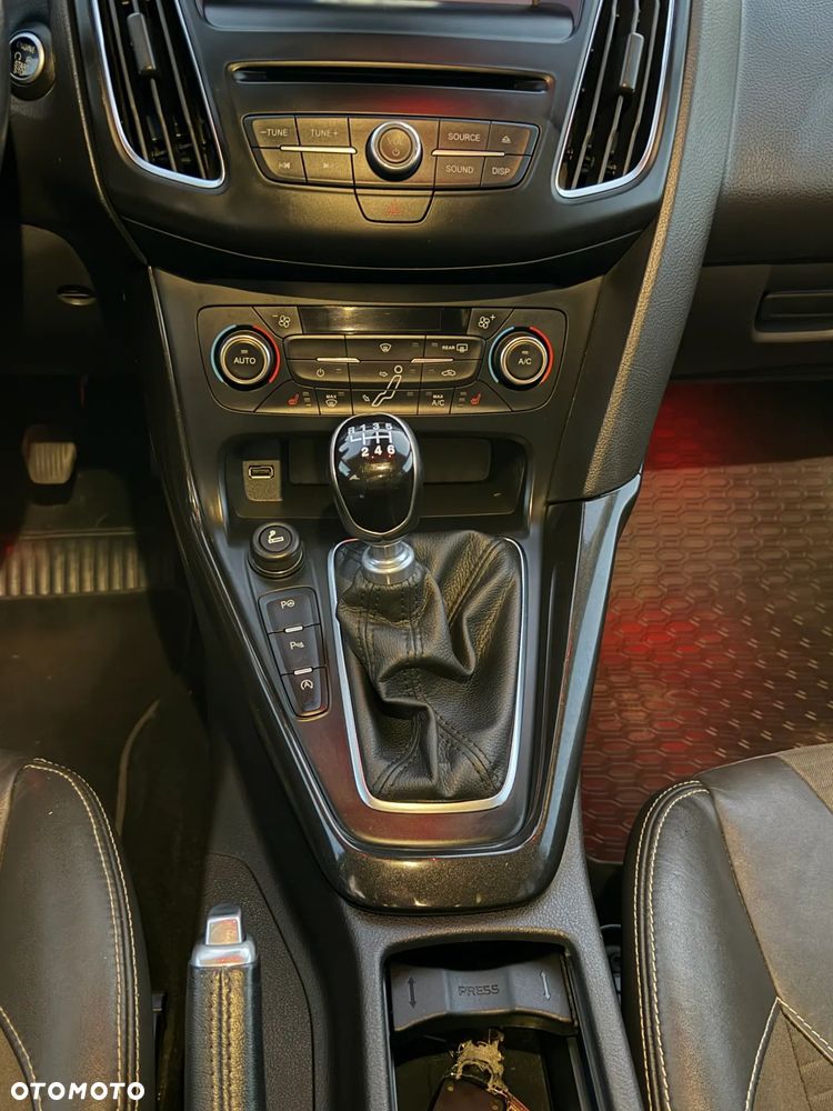 Ford Focus 1.6 TDCi Edition - 13