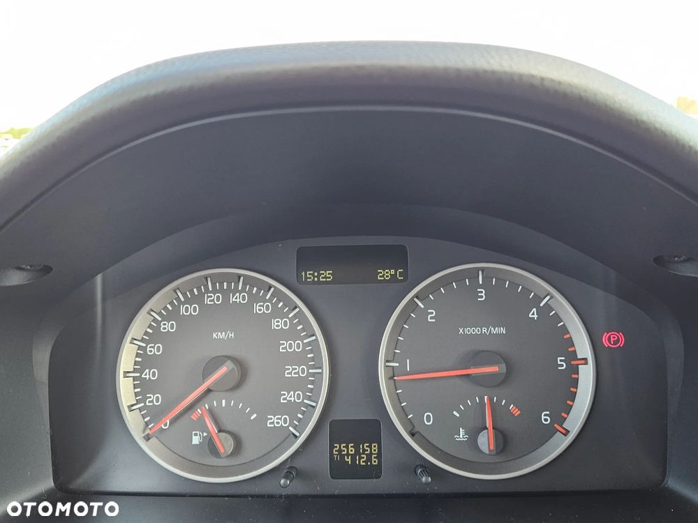Volvo V50 1.6D Momentum - 18