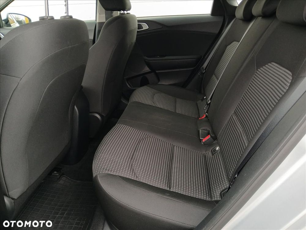 Kia Ceed 1.0 T-GDI S - 11