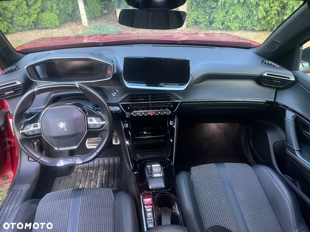 Peugeot 2008 136 GT - 23