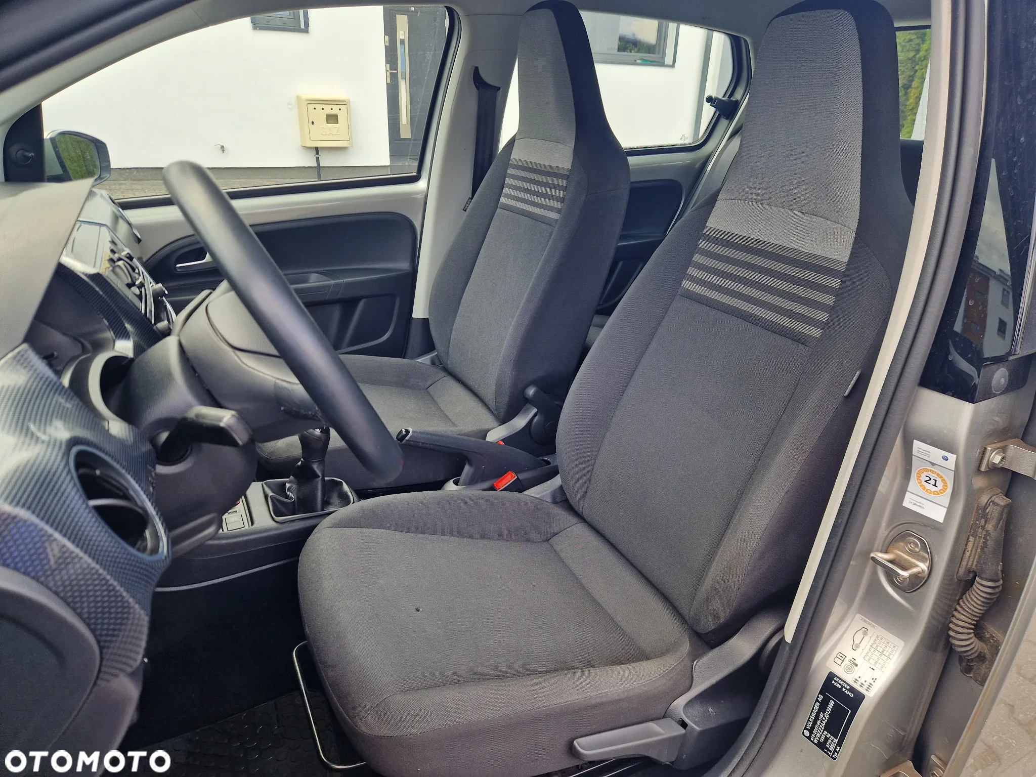 Volkswagen up! 1.0 high EU6 - 7