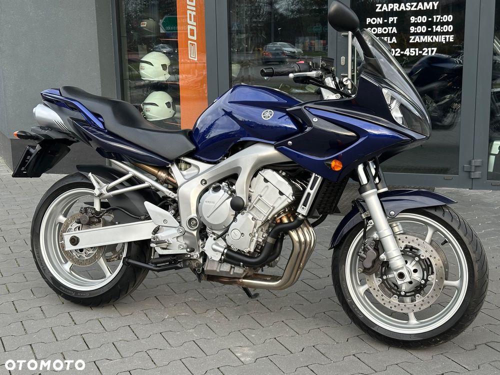 Yamaha FZ6 - 1