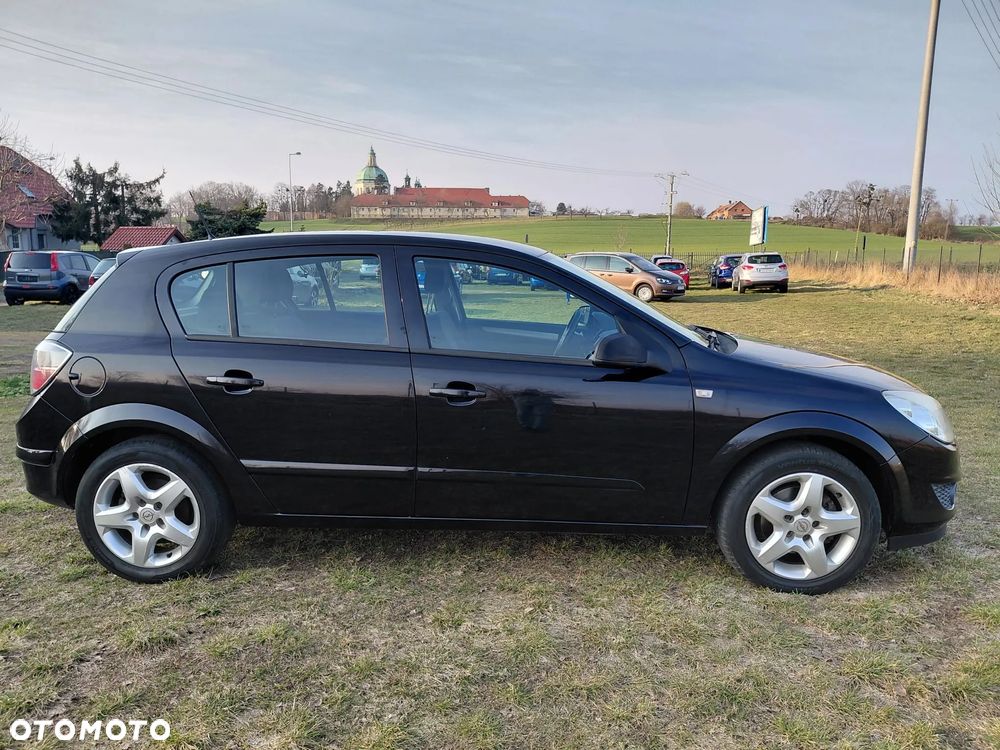 Opel Astra - 4