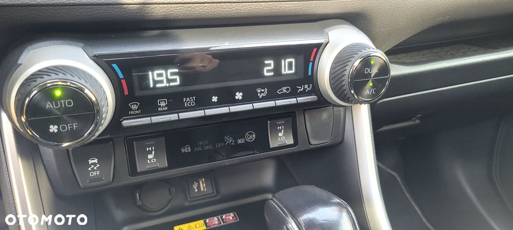 Toyota RAV4 2.5 Hybrid Selection 4x4 - 17
