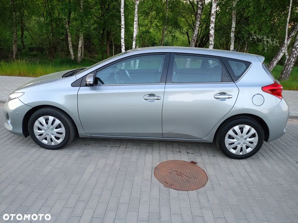 Toyota Auris 1.6 Edition - 10