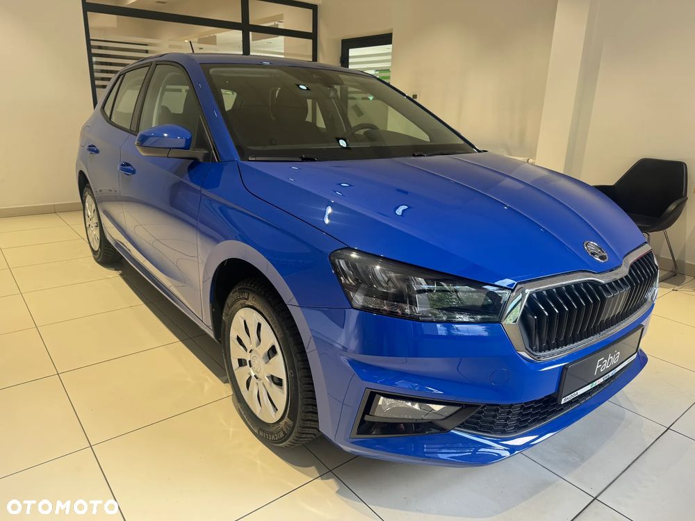 Skoda Fabia 1.0 Essence - 2