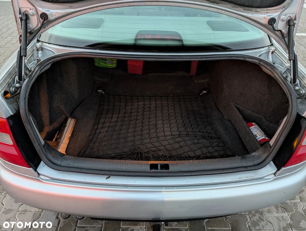 Audi A4 Limousine - 16