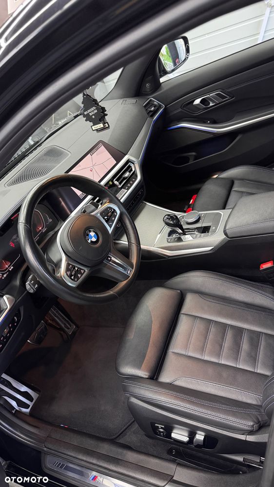 BMW Seria 3 320d xDrive M Sport Shadow sport - 28
