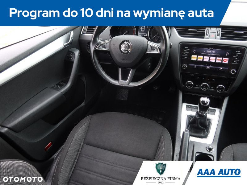 Skoda Octavia - 8