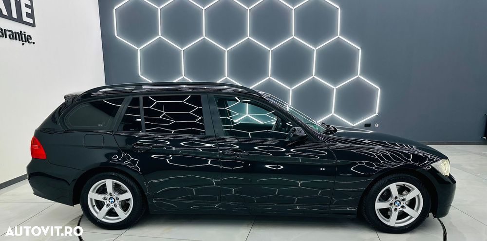 BMW Seria 3 318d DPF Edition Exclusive - 33