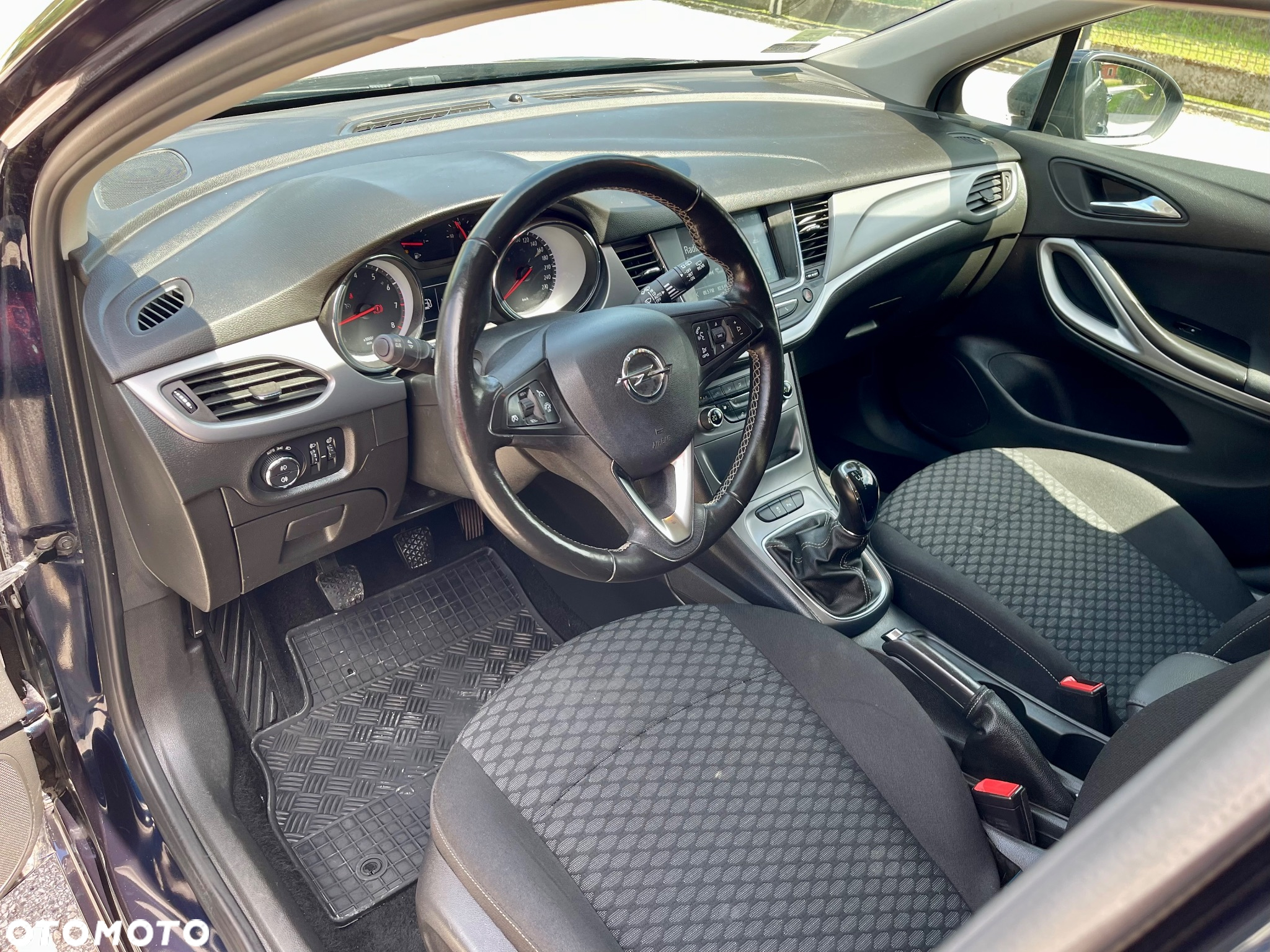 Opel Astra V 1.4 T Enjoy - 11