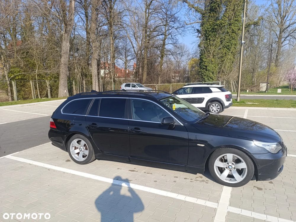 BMW Seria 5 525d - 4