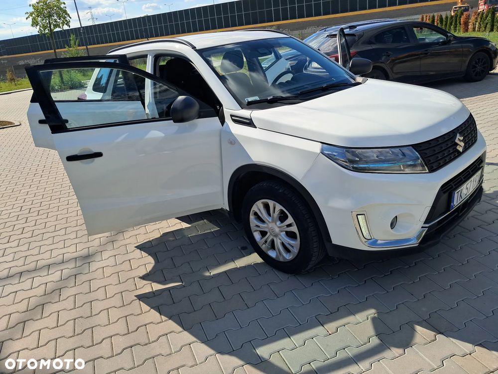 Suzuki Vitara - 23