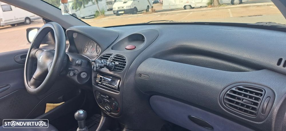 Peugeot 206 1.1 XR Présence - 13