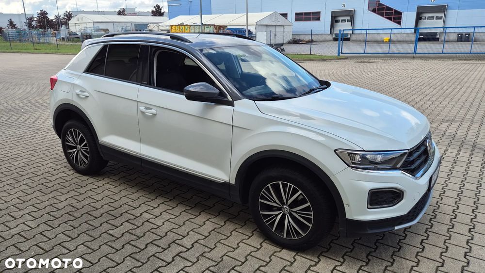 Volkswagen T-Roc 2.0 TDI SCR DSG IQ.DRIVE - 17