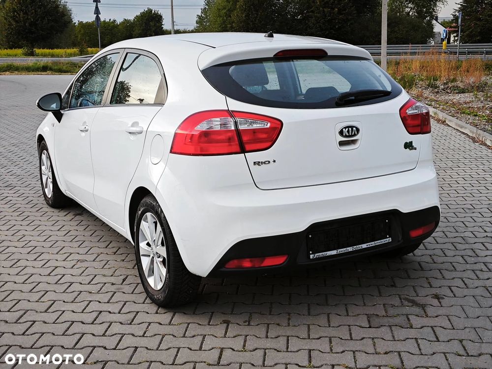 Kia Rio 1.2 M - 4