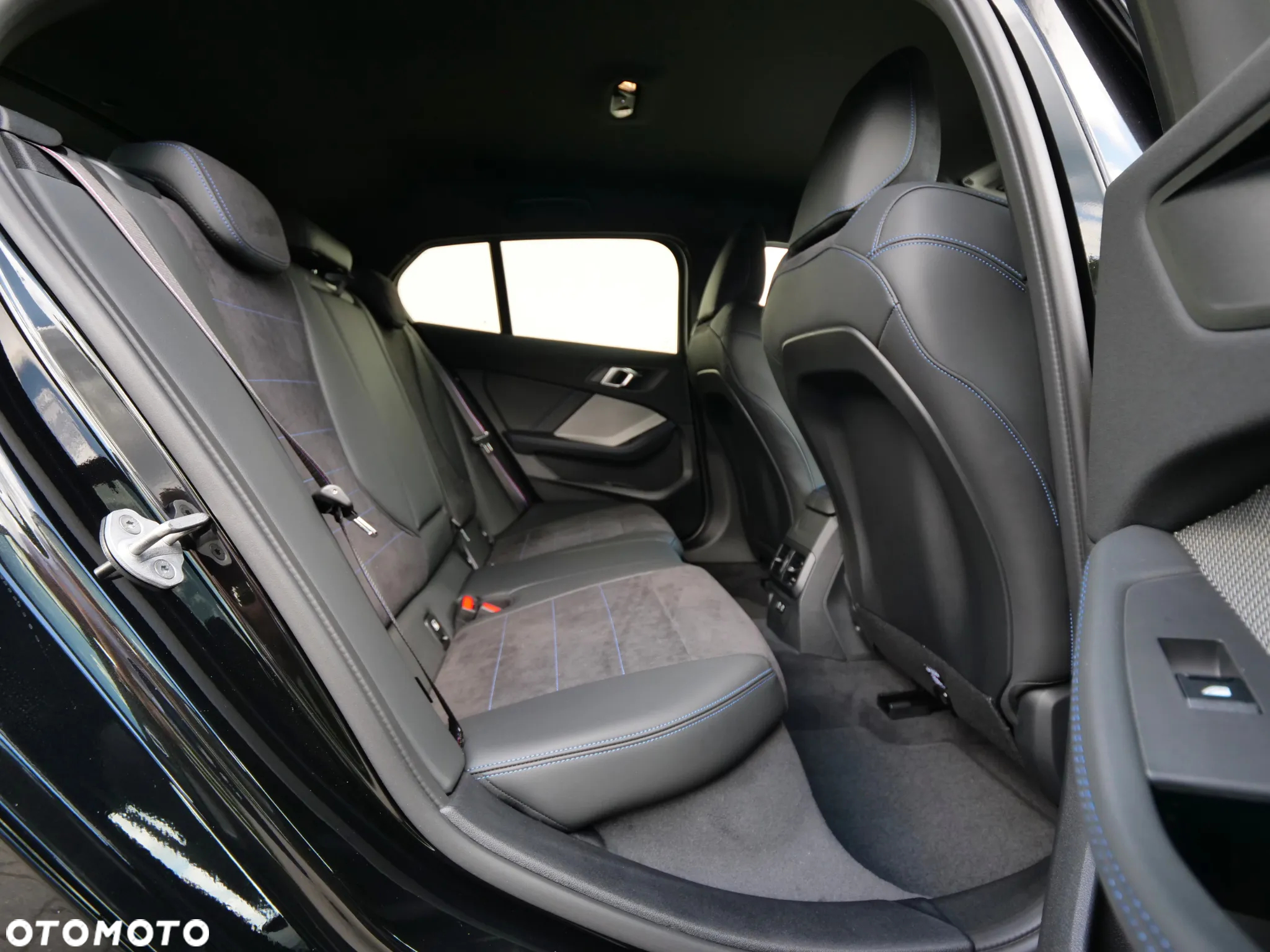 BMW Seria 1 - 37