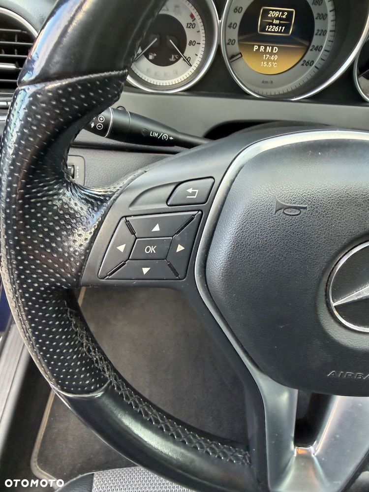 Mercedes-Benz Klasa C 200 CGI Automatik BlueEFFICIENCY Avantgarde - 15
