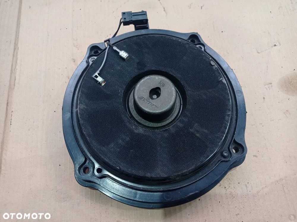 PORSCHE 911 GŁOŚNIK SUBWOOFER BOSE - 2