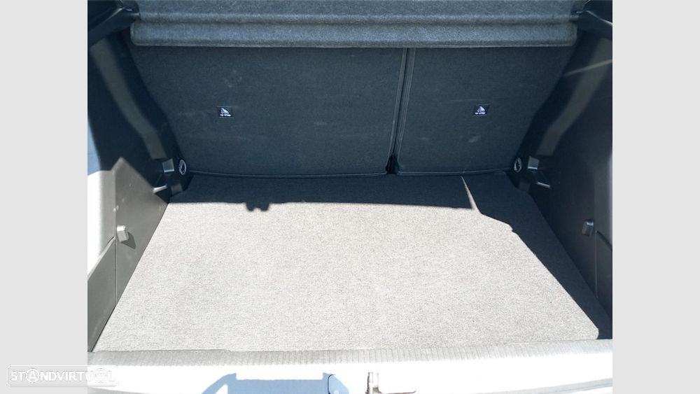 Peugeot 2008 1.2 Style - 16