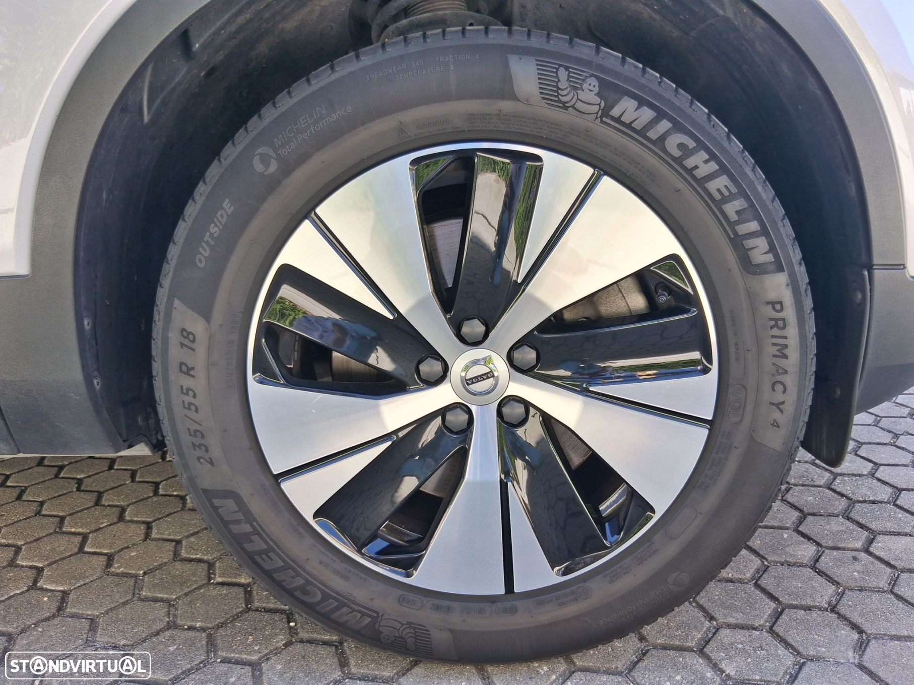 Volvo XC 40 1.5 T5 PHEV Momentum Plus - 6