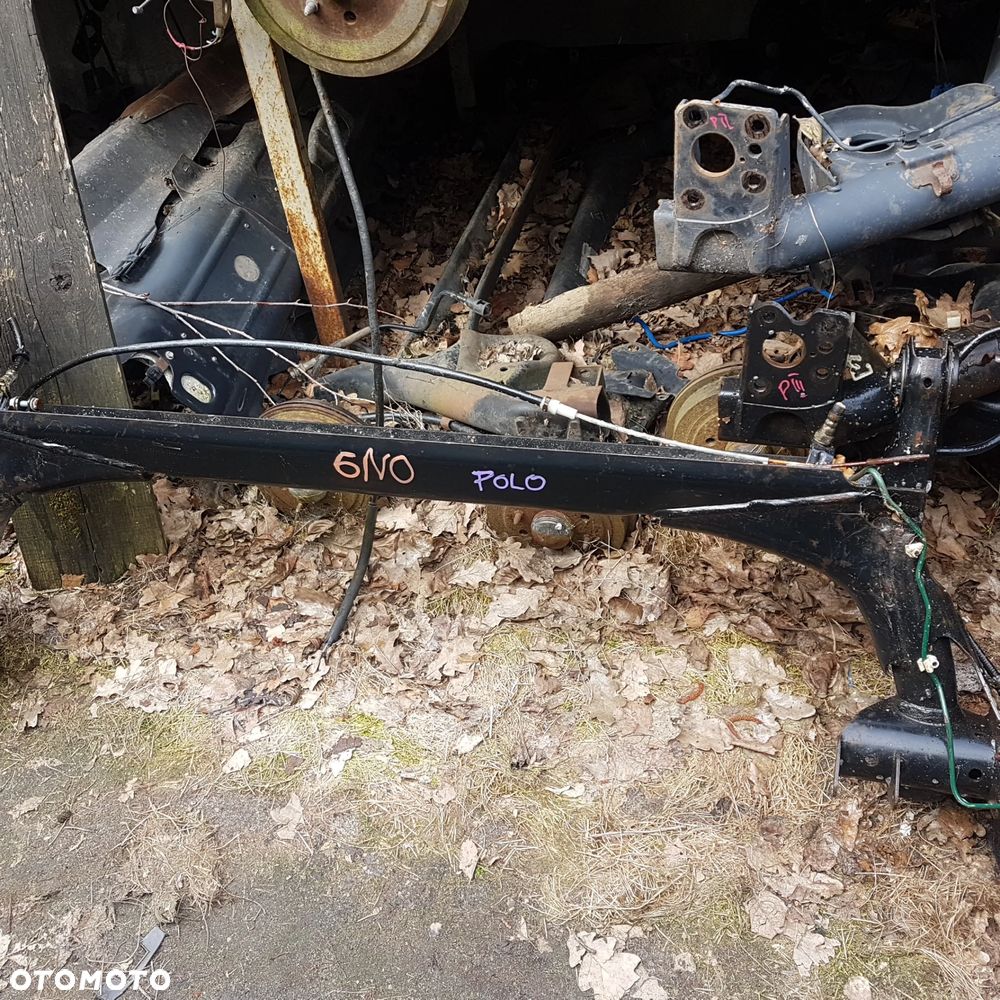 belka zawieszenie  piasta bęben łożysko szczęki hamulce vw polo 3 III 6n jak nowa - 3