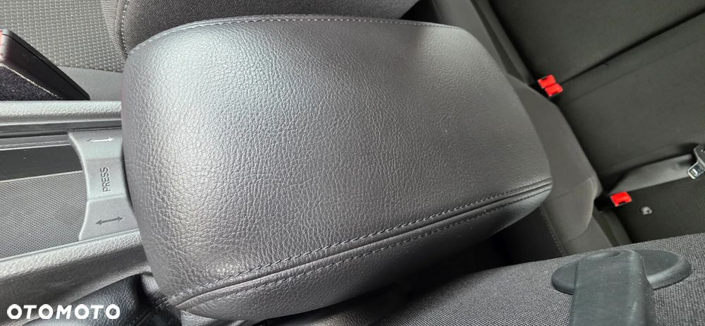 Ford Focus 1.0 EcoBoost STart-Stopp-System TITANIUM - 37