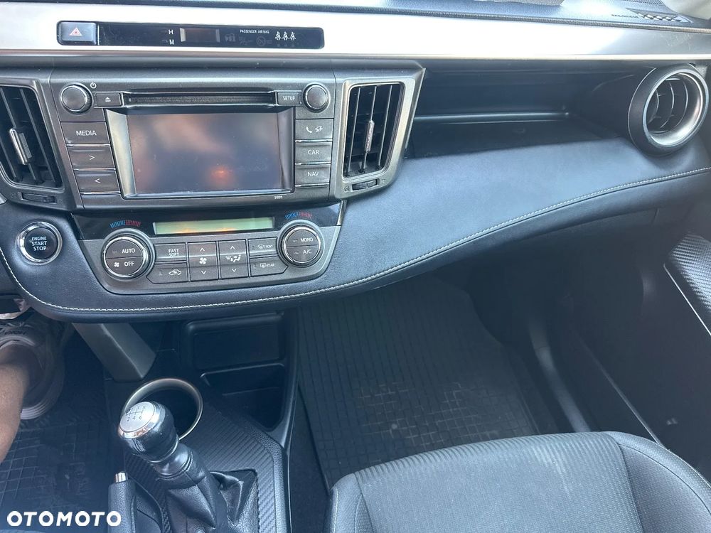 Toyota RAV4 2.0 Active 4x4 - 26