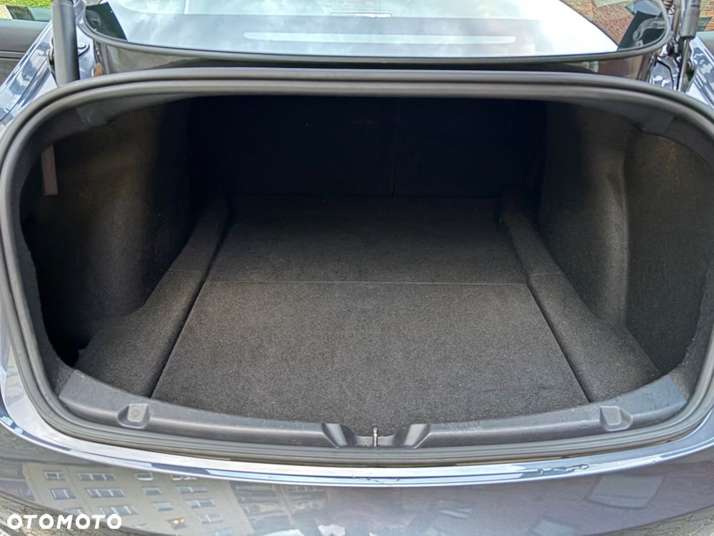 Tesla Model 3 Standard Range Plus - 8