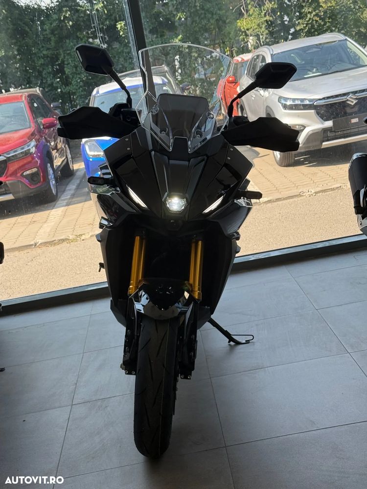Suzuki GSX S1000GX - 3